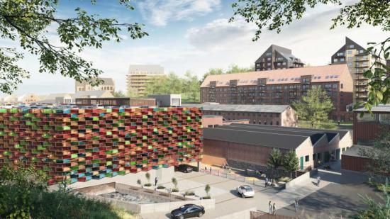 Wallenstam satsar på solceller i Mölnlycke Fabriker med 1 500 solcellsmoduler i fasaden som ger energi till belysning, laddstolpar men även bidrar med förnybar energi ut i elnätet (bilden är en illustration).