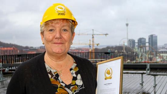 Liselott Bergkvist, regionchef Peab Bygg Bostad Väst, är &Aring;rets Byggchef 2020.