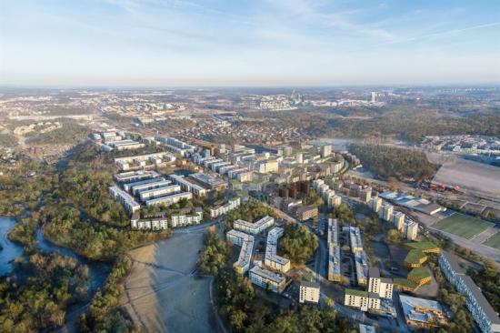 Stadsutveckling sker i Hallonbergen.