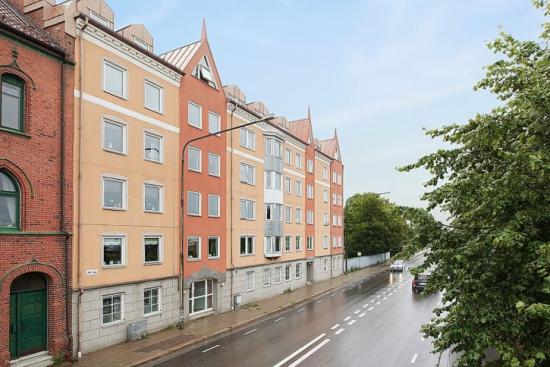 Fastigheten Svanen 11 är en av 13 fastigheter i Trelleborg där Heimstaden bytt från naturgas till biogas.