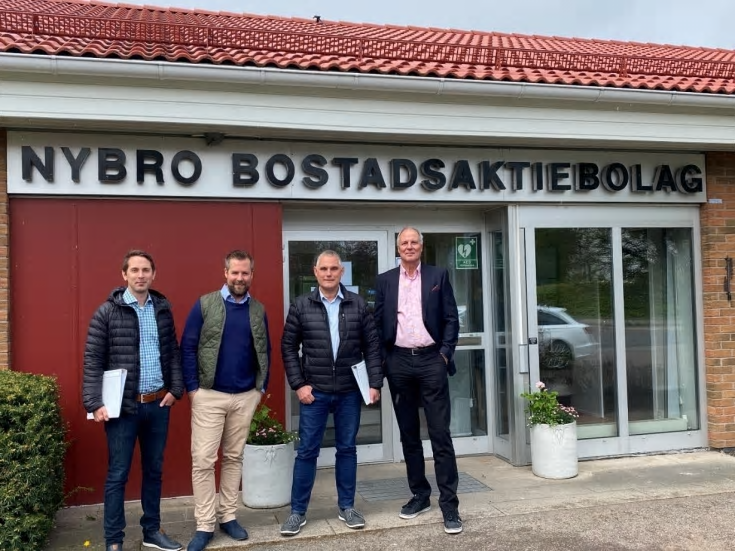 Jammy Stridsjö & Alexander Liljenberg BoKlok, Andreas Paulsson projektchef & Sulev Pull VD Nybro Bostads AB.