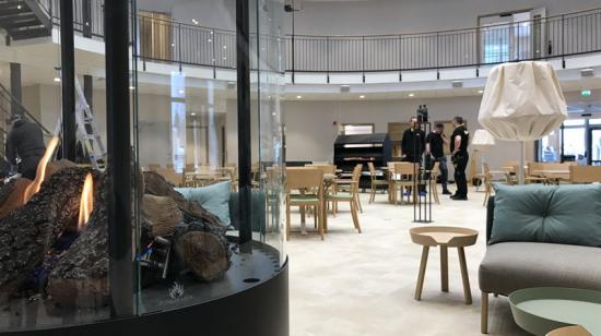 Den gemensamma torgytan i entrén till Vänskapens väg.