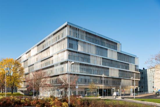 Nya akutvårdsbyggnaden, Danderyds sjukhus, är ritad av White Arkitekter och vinnare av PL&Aring;TPRISET 2020.