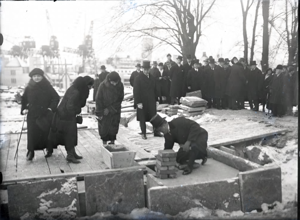 Grundstensläggningen vid Sjöfartsmuseet Akvariet, 4 feb 1931.