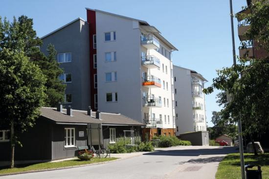 Väsbyhems första rökfria hus på Solbergsvägen.