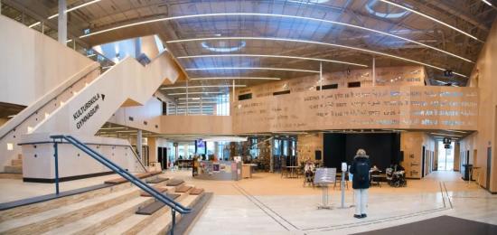Kulturkvarteret. Bibliotek, kulturskola, scener och ombyggnad av fd Riksbankshuset till konsthall. Projektet nominerat till &Ouml;rebro kommuns Byggnadspris 2021.