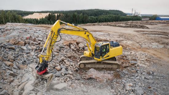 Stora grävmaskiner mellan 32-43 ton kan utrustas med Rototilts senaste tiltrotator RC9.