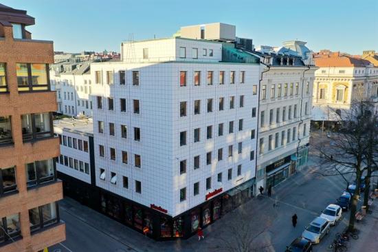 I oktober månad flyttar L2 Fastigheter in i nya lokaler hos Wallenstam.