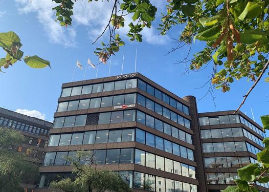 <span><span>Kontorsfastigheten Brädstapeln 16, som <span><span>KPA Pension förvärvat </span></span>av Areim för 4,3 miljarder kronor. Det är den tredje största fastighetsaffären som hittills gjorts i Sverige.</span></span>