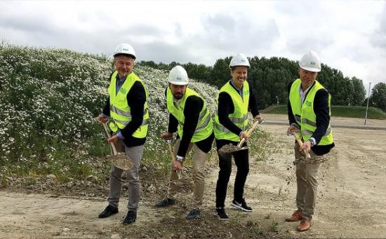 Från vänster; Nino Vidov kommunordförande i Staffanstorp (M), Anders Gustafsson, platschef BAB i region Malmö, Marko Inkinen arbetschef, BAB i region Malmö, Johan Sjöstedt, Mariastaden Projekt