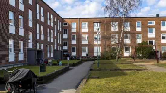 Bostadsgården Bennets väg 16–20 på &Ouml;rtagården.