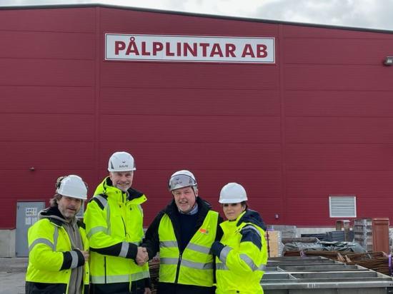 Stark leveranskedja för prefab till byggindustrin: Tommy &Aring;vik, &Aring;vik Transport; Per Ingeson, Pålplintar; Anders Eriksson, Braås &Aring;keri och Claudia Samuelsson, Pålplintar.