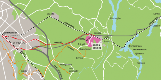 Södra Gunsta ligger ungefär 1 mil öster om Uppsala intill länsväg 282.