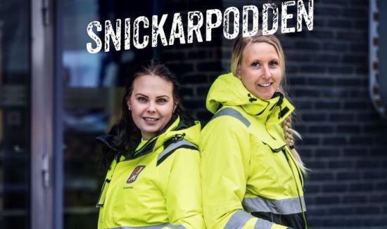 JM:s snickarlärlingar Linn Gergi och Susanne Wacklin, som driver Snickarpodden – årets vinnare av byggbranschens jämställdhetspris \