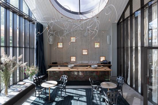 Restaurang Aira, skapad av arkitekt SIR/MSA Jonas Bohlin, är vinnare av Guldstolen 2020.