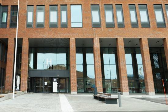 H-huset US&Ouml; är nominerad &Ouml;rebro kommuns Byggnadspris 2020.