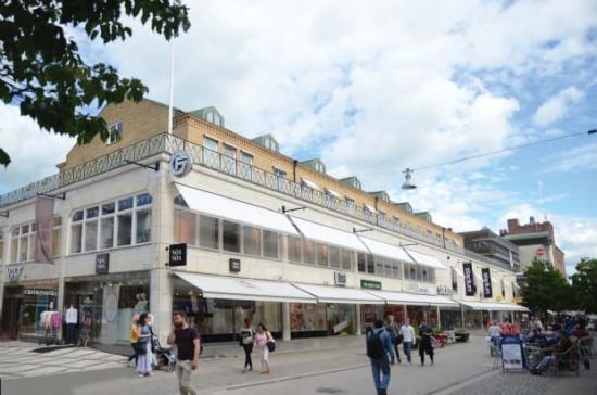 Forumgallerian ska få bostäder och fler utrymmen för kontor, butiker och restauranger.