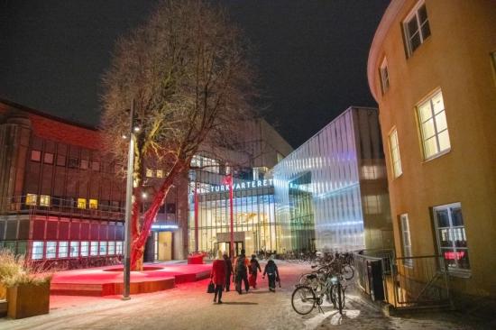 Kulturkvarteret. Bibliotek, kulturskola, scener och ombyggnad av fd Riksbankshuset till konsthall. Projektet nominerat till &Ouml;rebro kommuns Byggnadspris 2021.