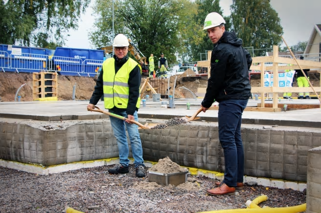 På bilden: Jarle Sjöberg, VD på Rohm & Co och Rikard Norström, Willhem.